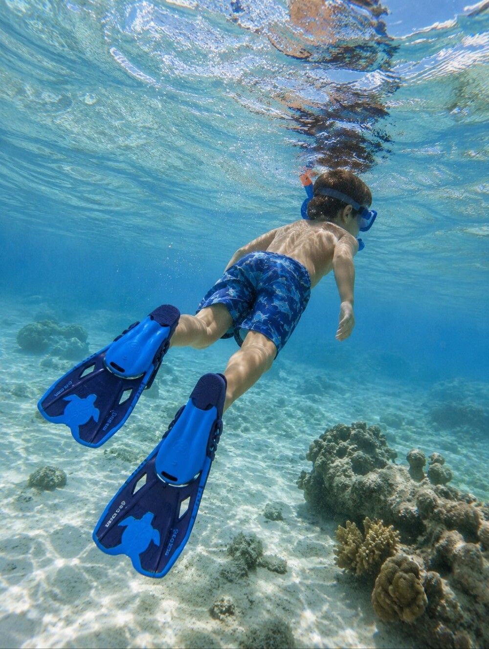 US Divers Kids Swim Flippers Sz 1-4, Snorkeling Swimming Underwater Summer